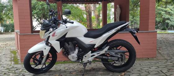 HONDA CB TWISTER 